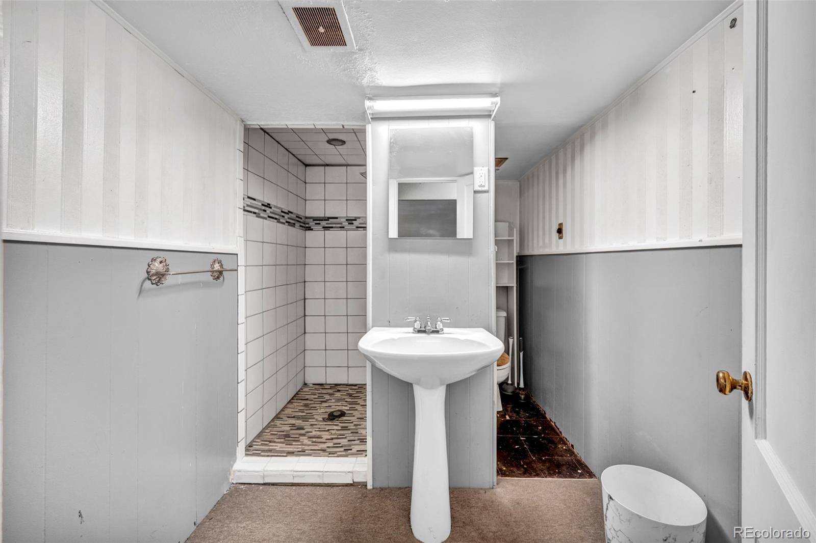 MLS Image #28 for 3975 s pennsylvania street,englewood, Colorado
