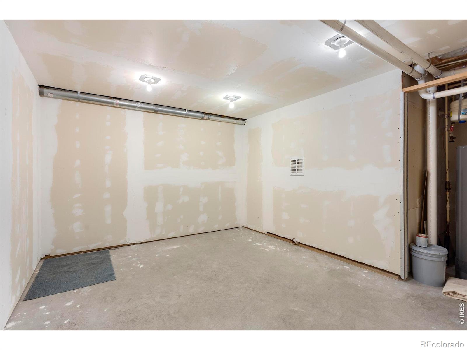 MLS Image #29 for 1398  warbler street,loveland, Colorado