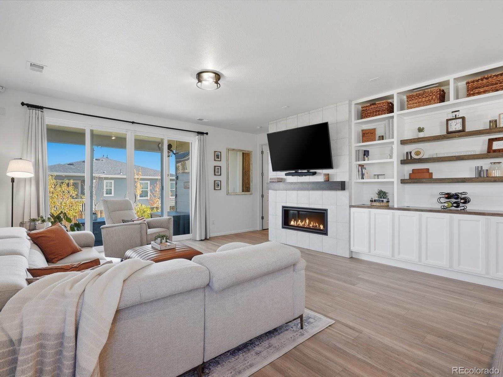 MLS Image #2 for 1552  maggie mae lane,castle rock, Colorado