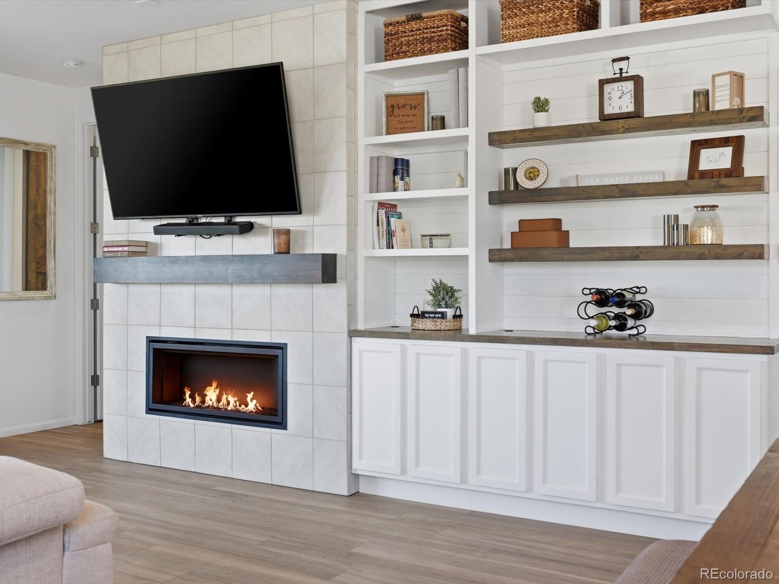 MLS Image #3 for 1552  maggie mae lane,castle rock, Colorado