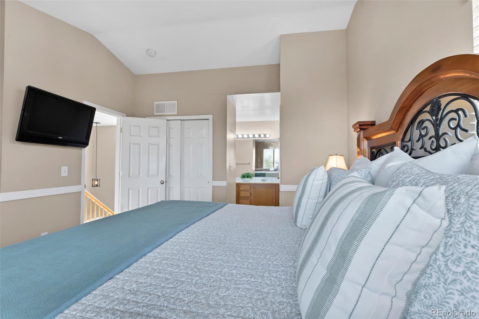 MLS Image #23 for 14543 e 26th place,aurora, Colorado