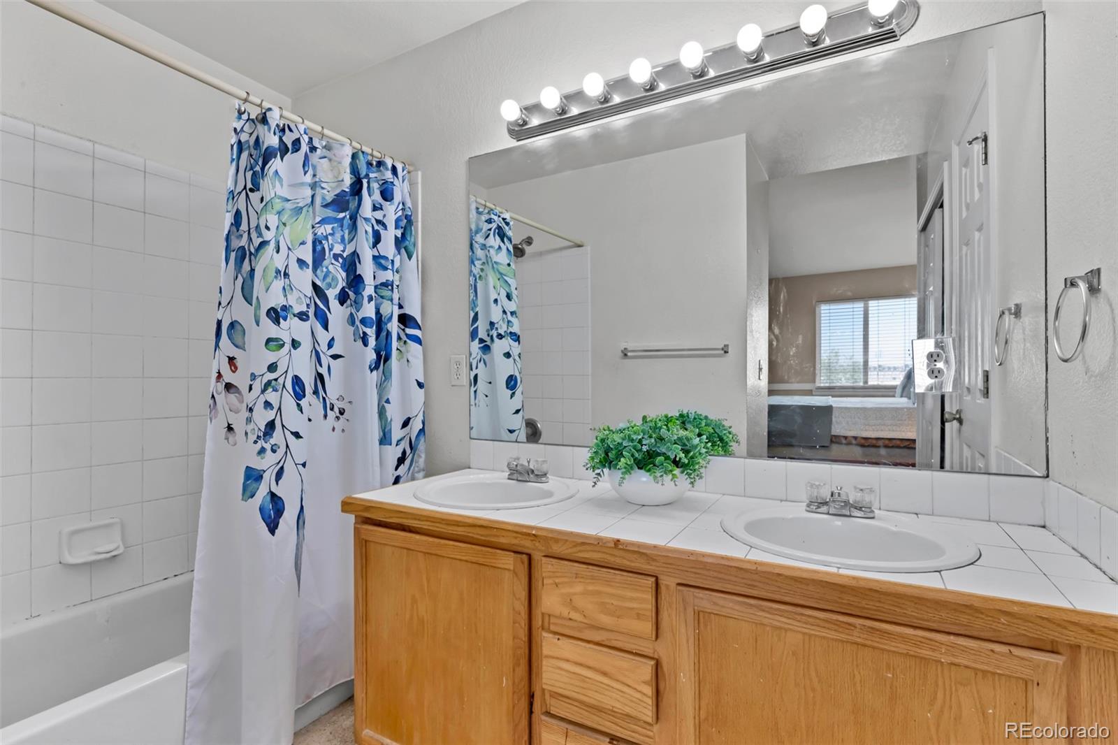 MLS Image #24 for 14543 e 26th place,aurora, Colorado