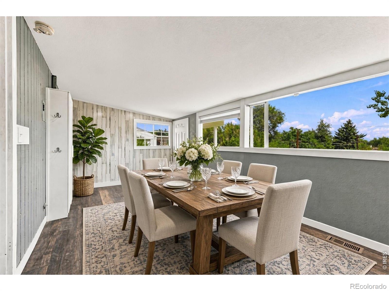 MLS Image #3 for 118 s yates way,denver, Colorado