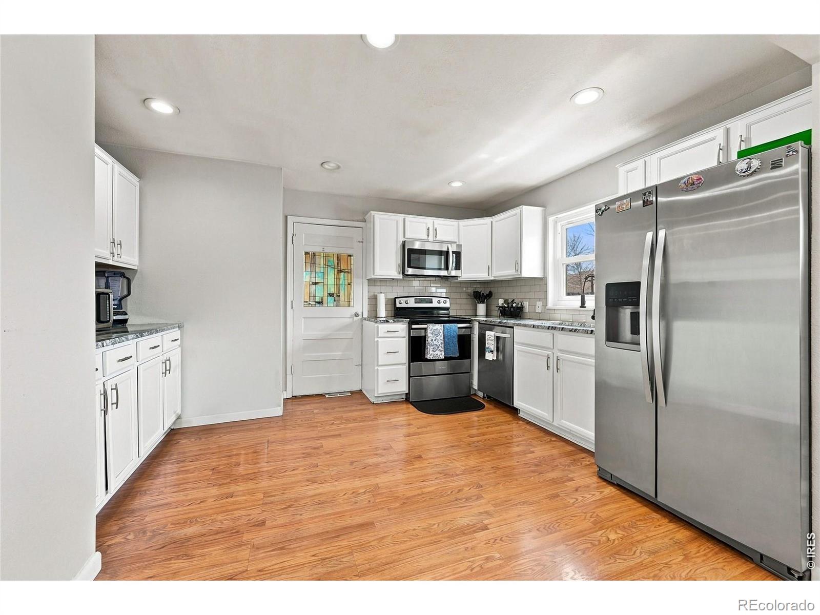 MLS Image #4 for 118 s yates way,denver, Colorado