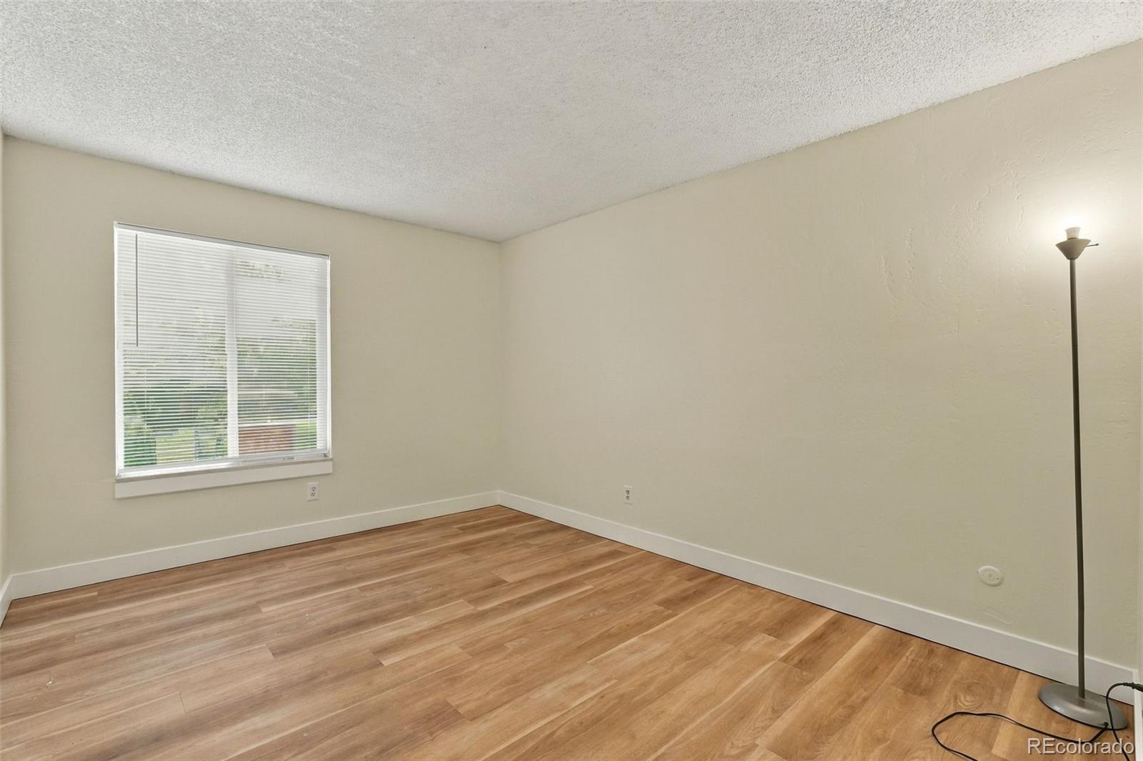 MLS Image #12 for 12165 e ford avenue,aurora, Colorado