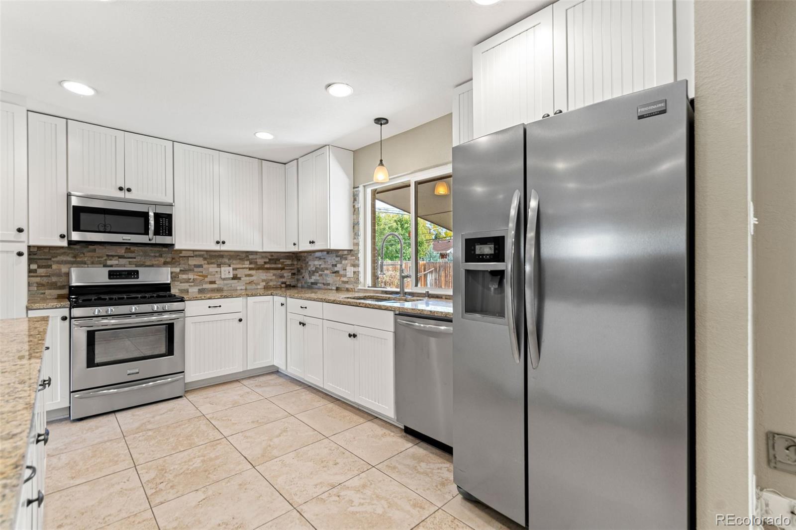 MLS Image #10 for 598 w valleyview avenue,littleton, Colorado