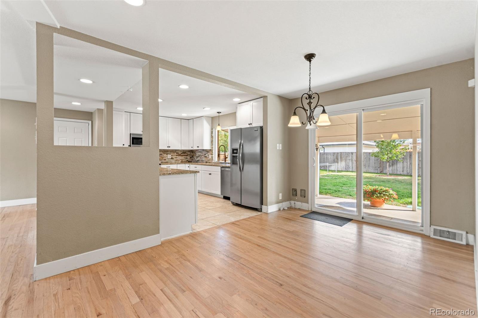 MLS Image #13 for 598 w valleyview avenue,littleton, Colorado