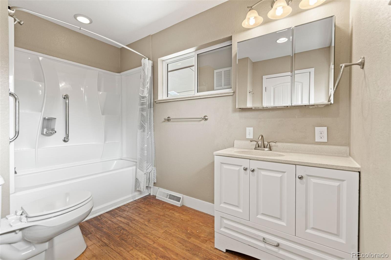 MLS Image #18 for 598 w valleyview avenue,littleton, Colorado