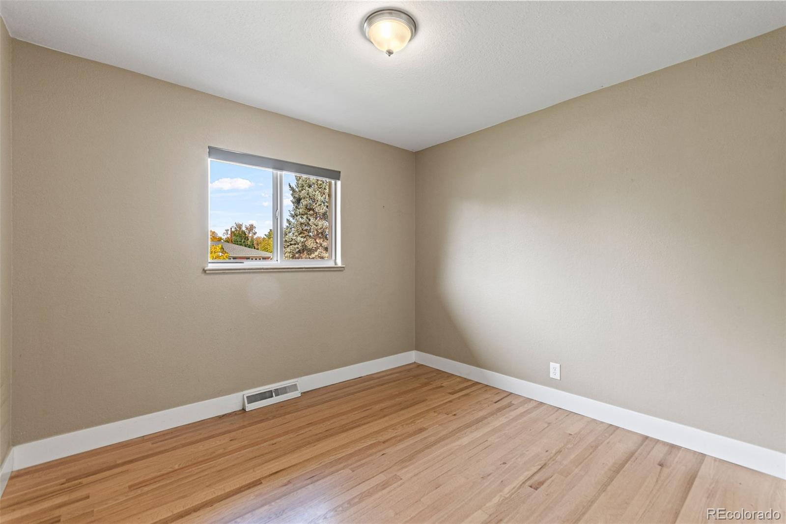 MLS Image #21 for 598 w valleyview avenue,littleton, Colorado