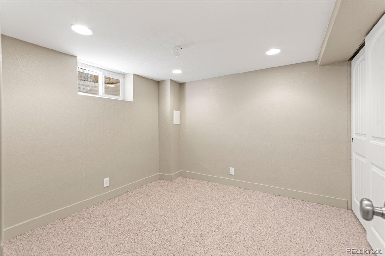 MLS Image #31 for 598 w valleyview avenue,littleton, Colorado