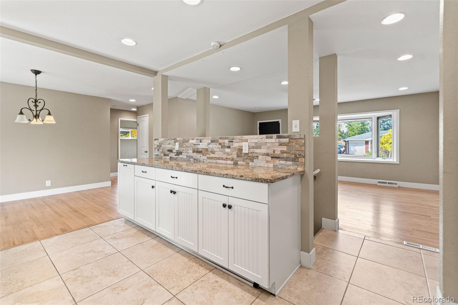 MLS Image #8 for 598 w valleyview avenue,littleton, Colorado