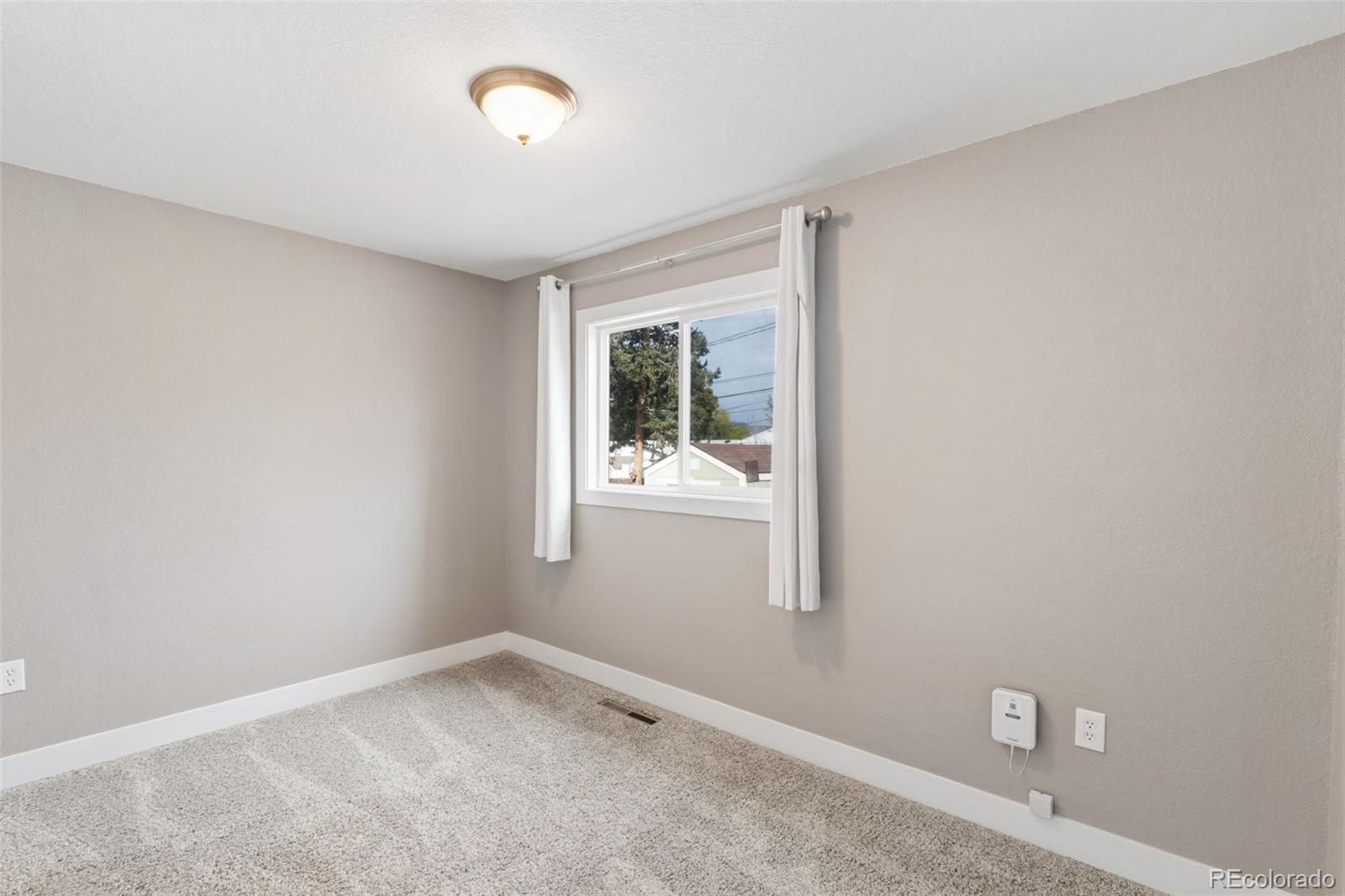 MLS Image #15 for 324  locust drive,colorado springs, Colorado