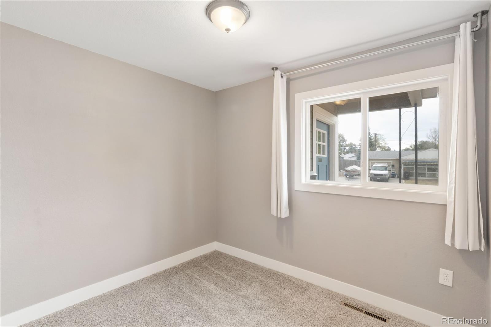 MLS Image #20 for 324  locust drive,colorado springs, Colorado