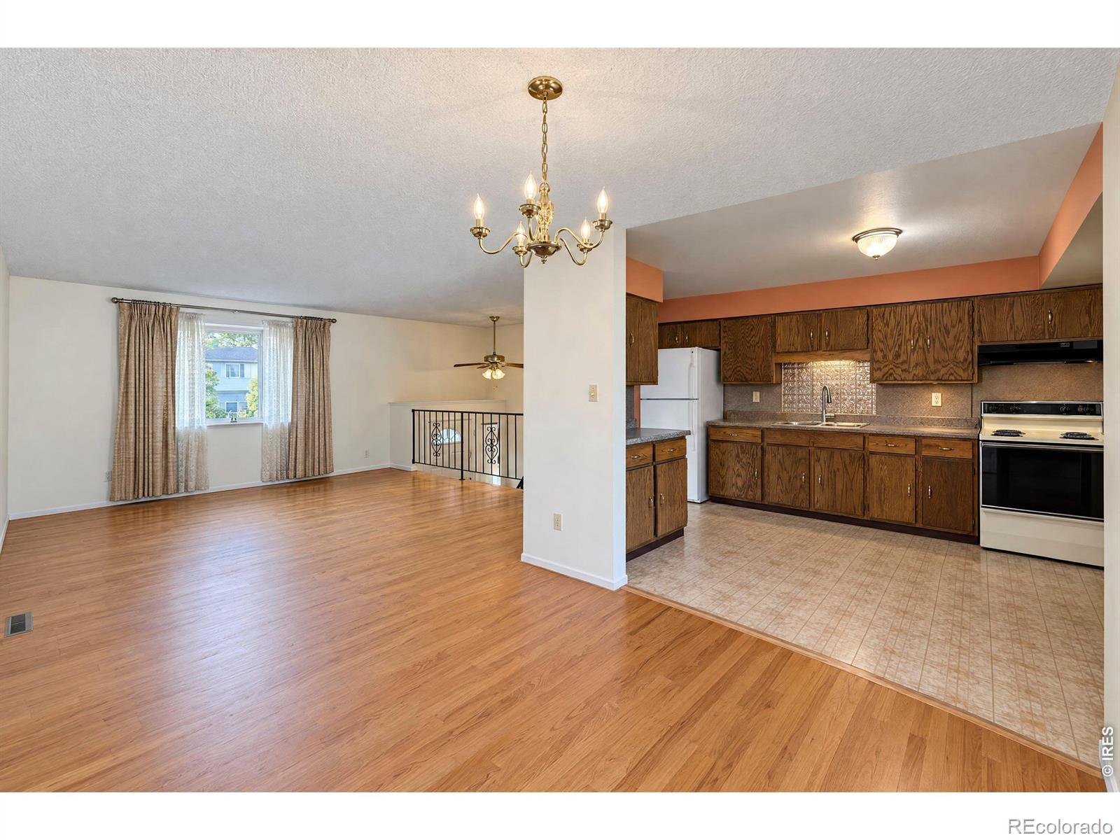 MLS Image #12 for 1318 s grant street,longmont, Colorado