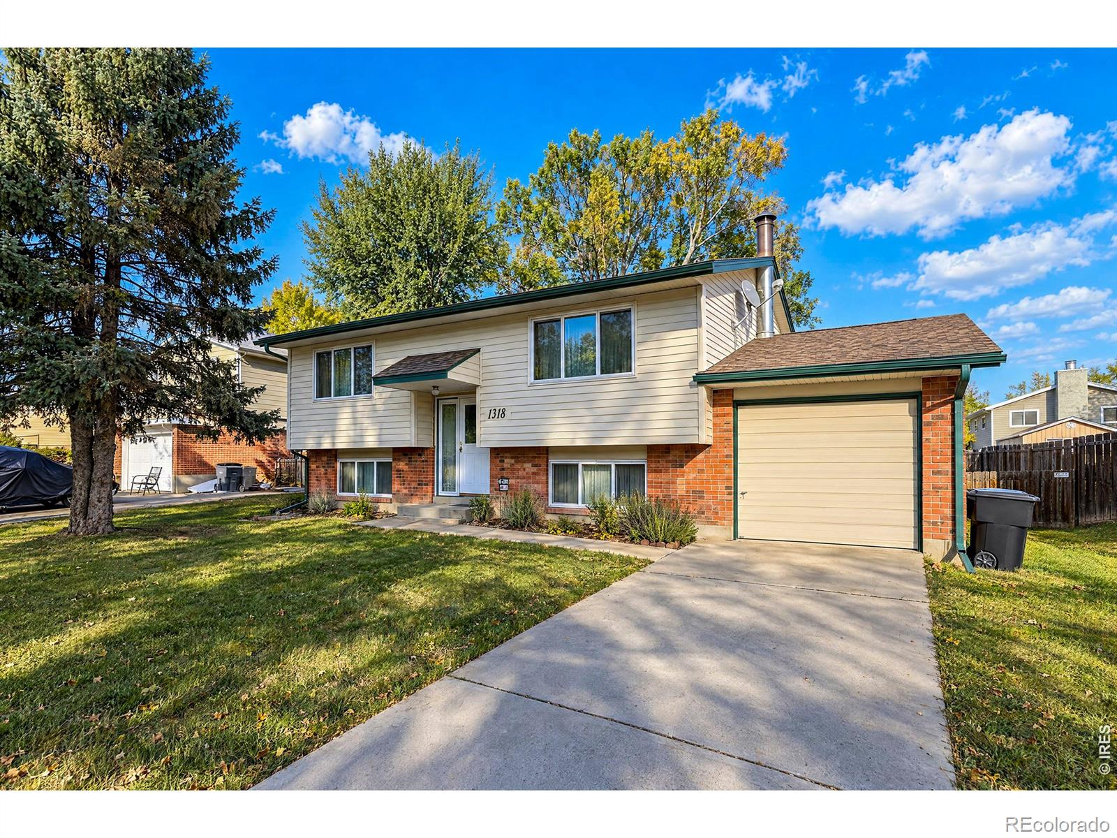 MLS Image #2 for 1318 s grant street,longmont, Colorado