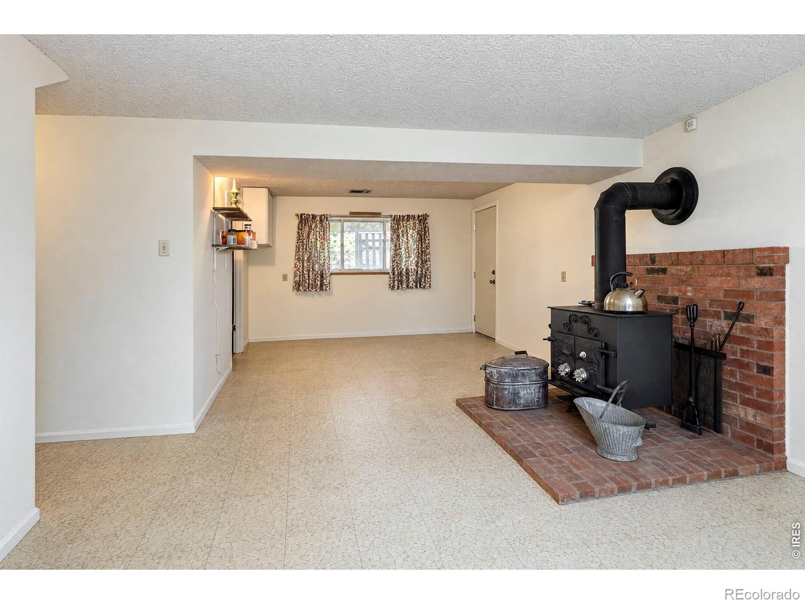MLS Image #21 for 1318 s grant street,longmont, Colorado