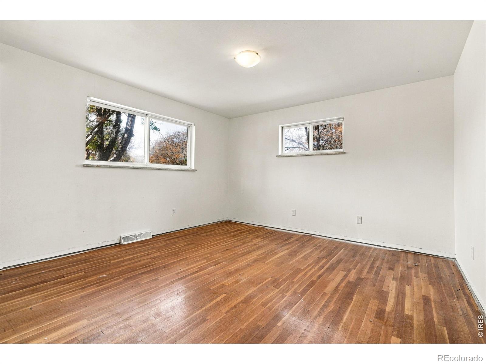 MLS Image #12 for 6974 s lakeview street,littleton, Colorado