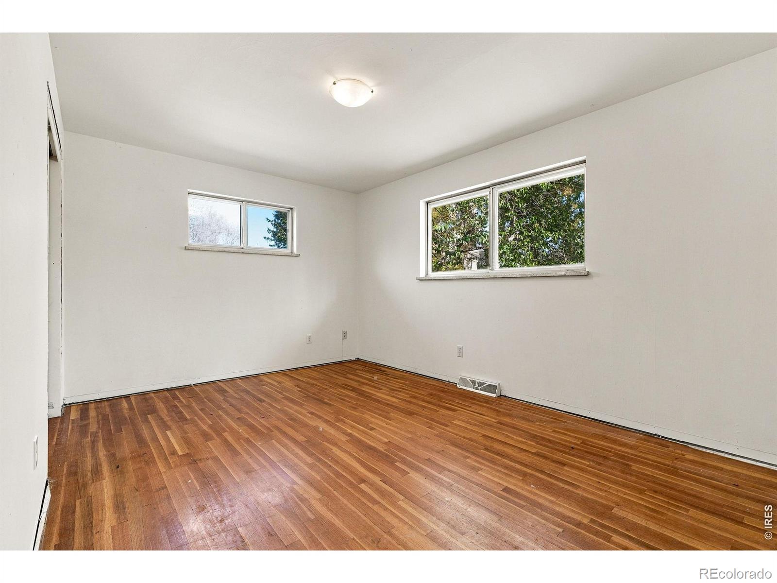 MLS Image #16 for 6974 s lakeview street,littleton, Colorado