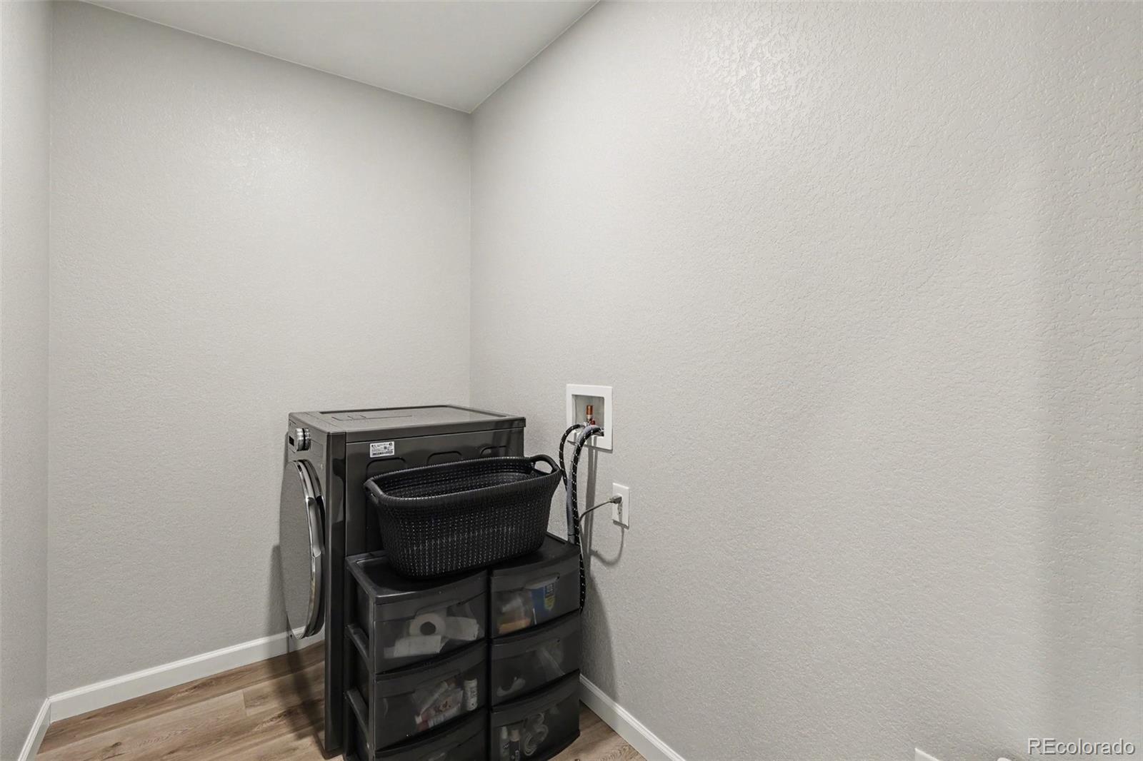 MLS Image #22 for 524 s osceola street,denver, Colorado