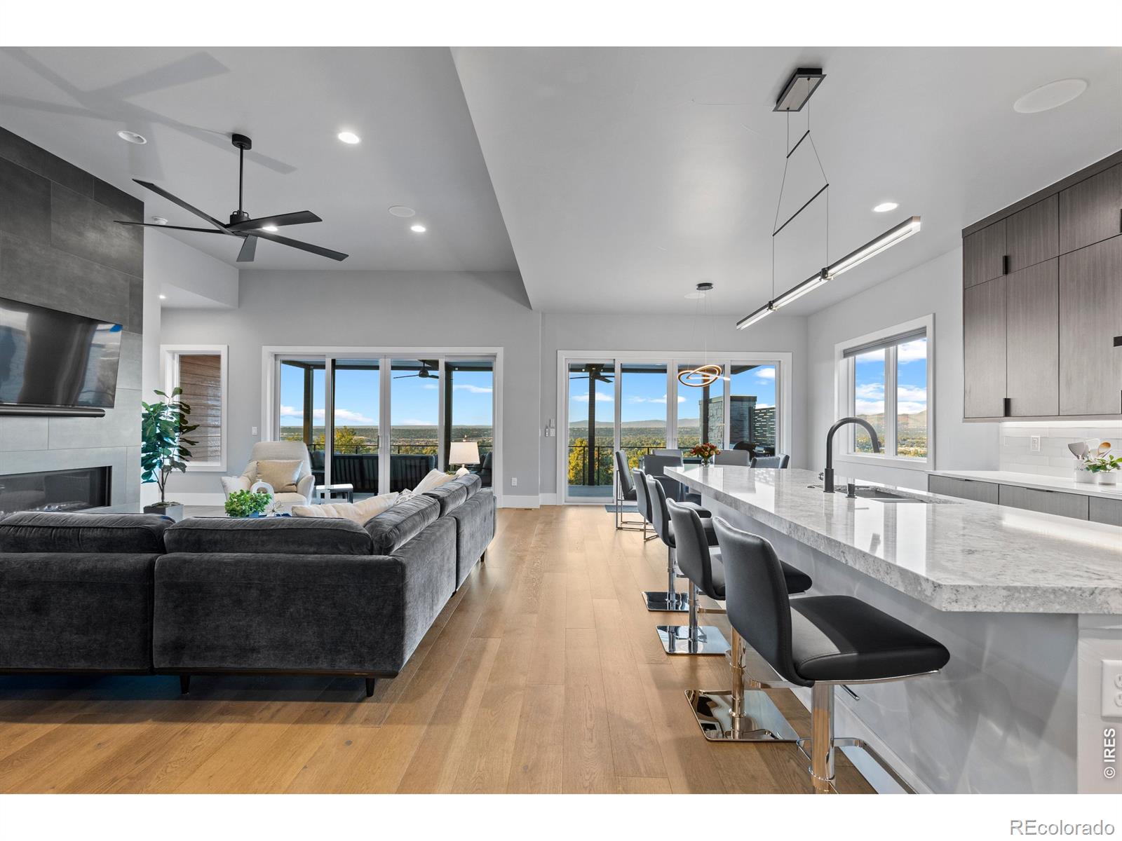 MLS Image #17 for 8298 w 66th drive,arvada, Colorado