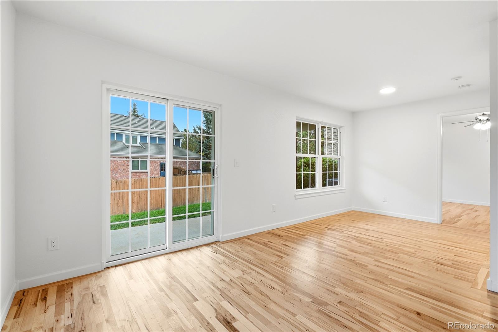 MLS Image #11 for 9293 e arbor circle,englewood, Colorado