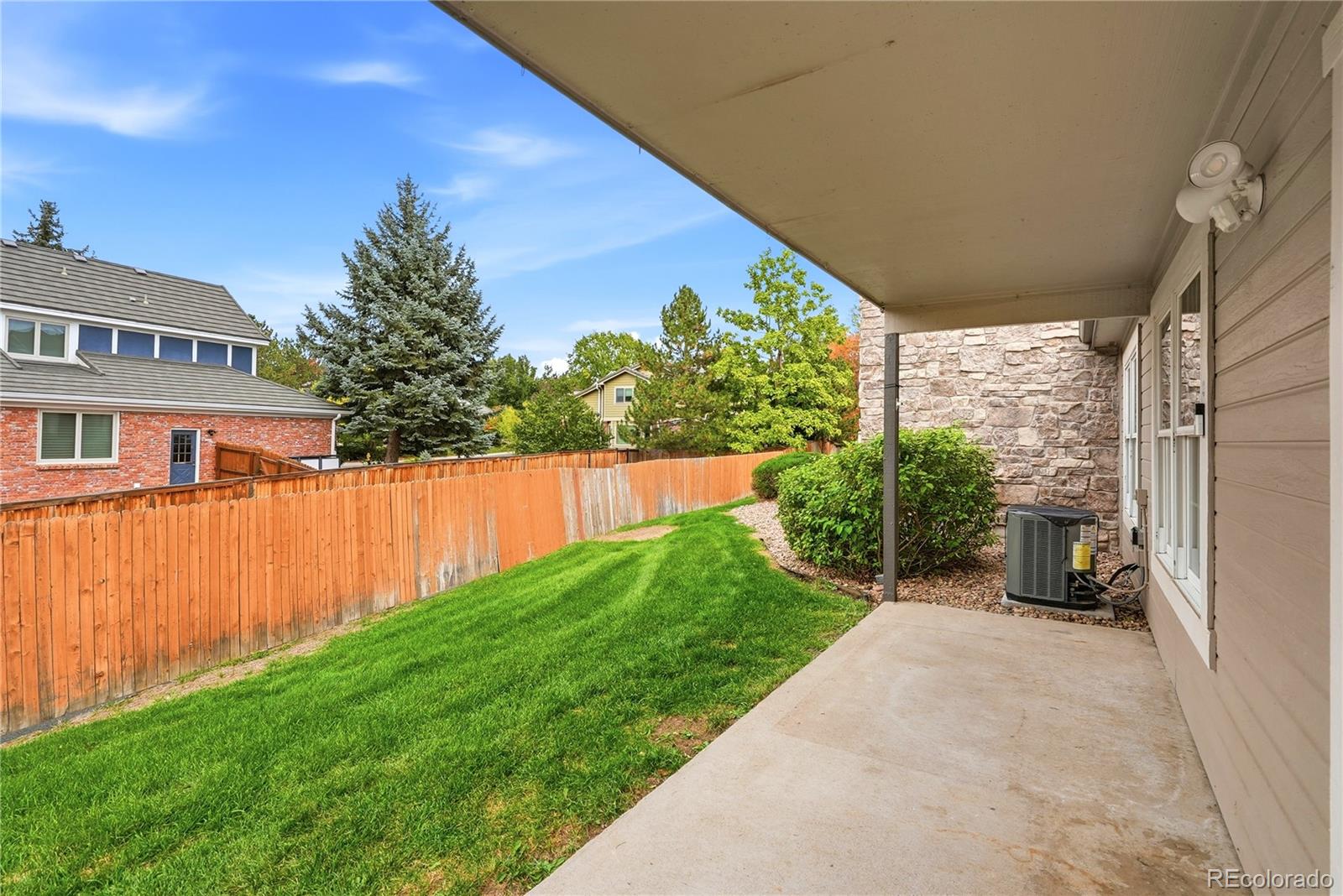 MLS Image #32 for 9293 e arbor circle,englewood, Colorado