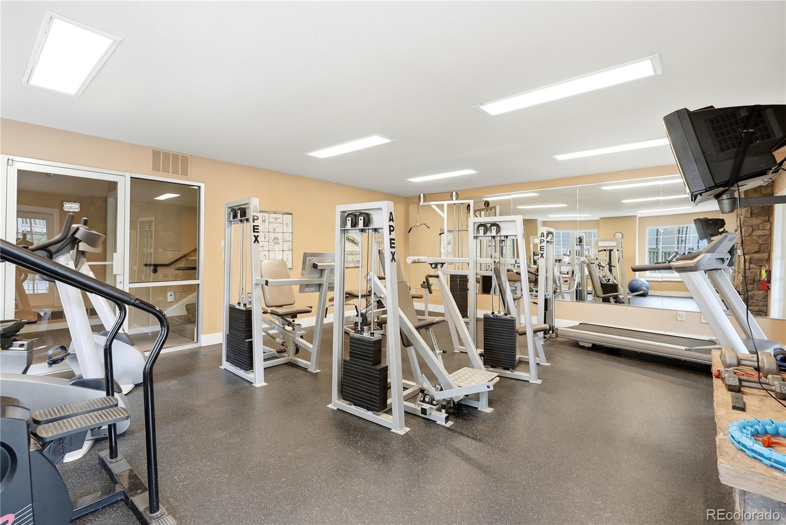 MLS Image #37 for 9293 e arbor circle,englewood, Colorado