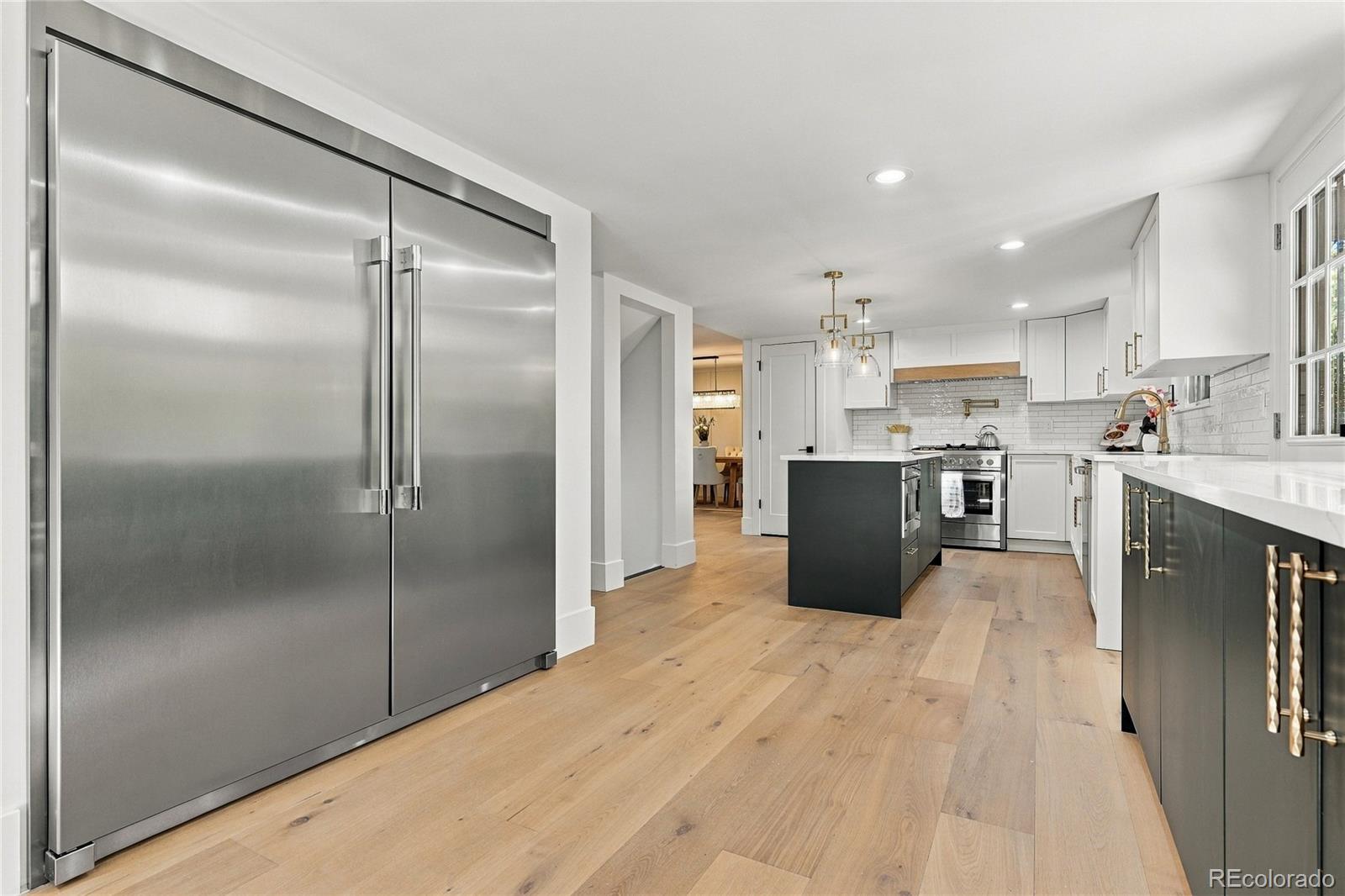 MLS Image #7 for 3966 s magnolia way,denver, Colorado