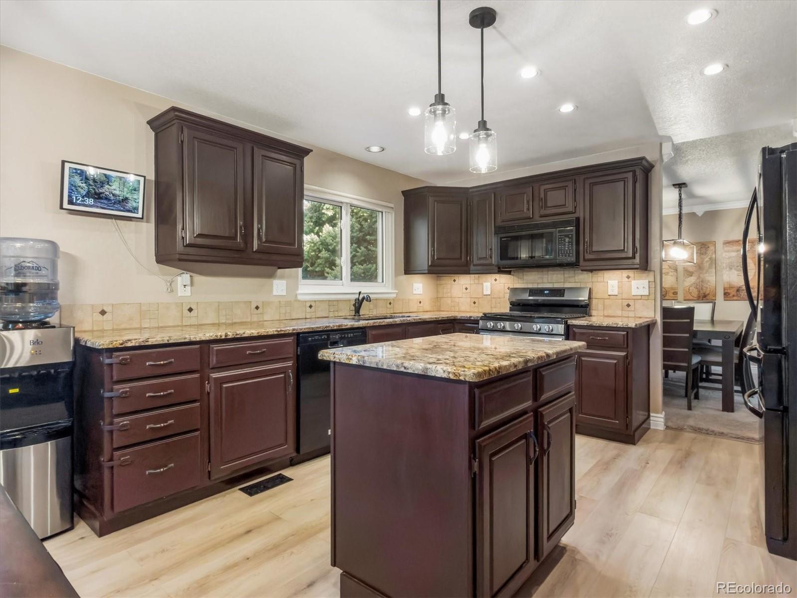 MLS Image #12 for 12005 w brandt place,littleton, Colorado