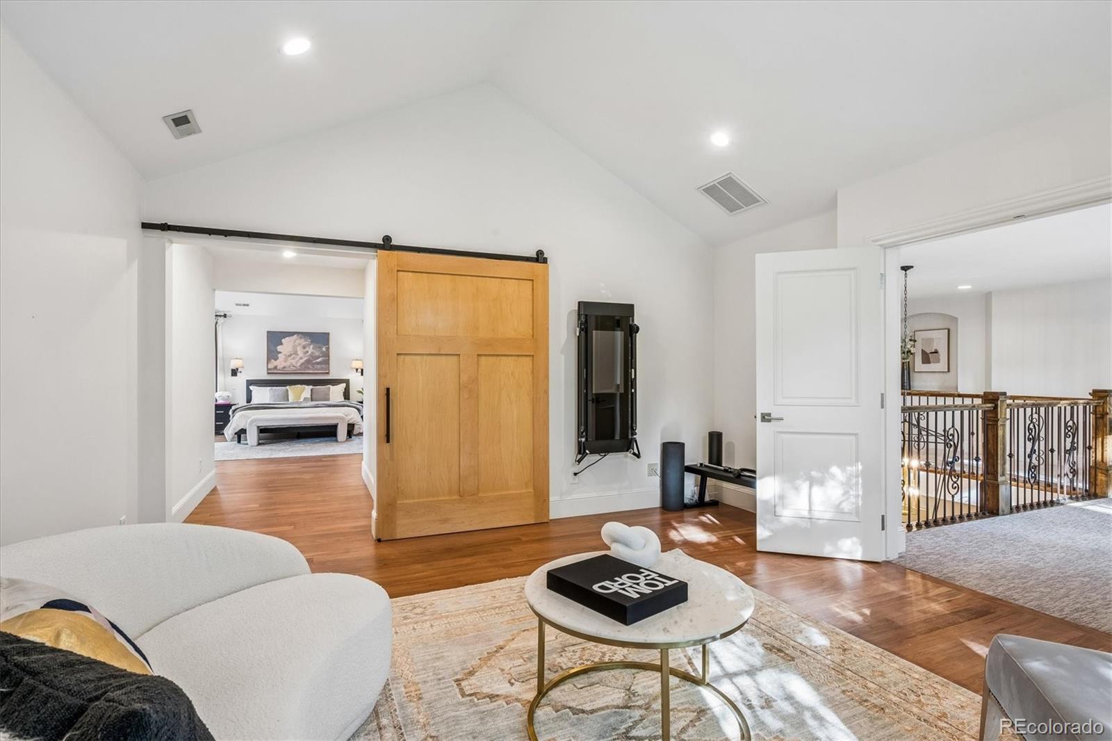 MLS Image #19 for 211 s cherry street,denver, Colorado
