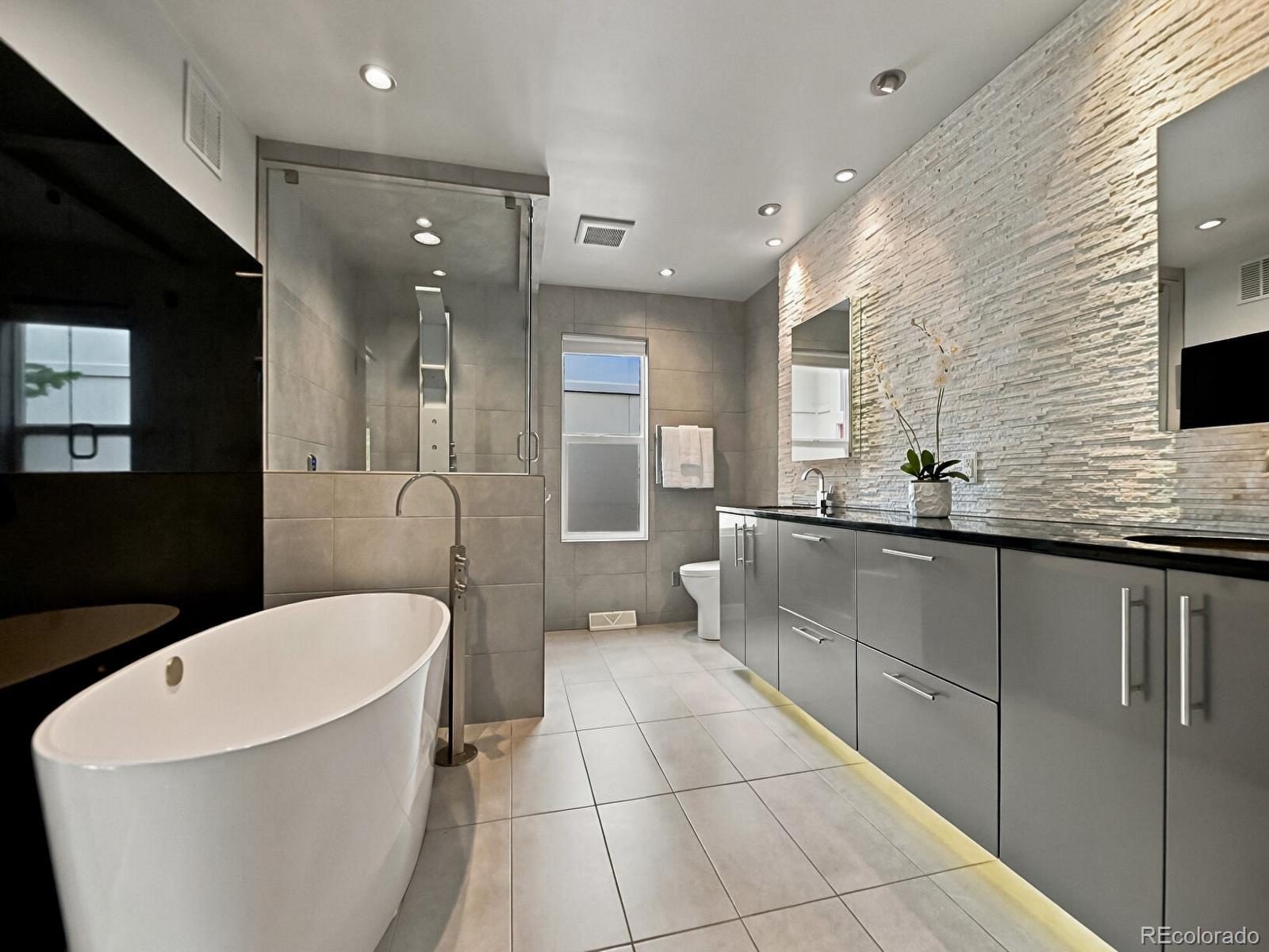 MLS Image #19 for 5483 s chester court,greenwood village, Colorado