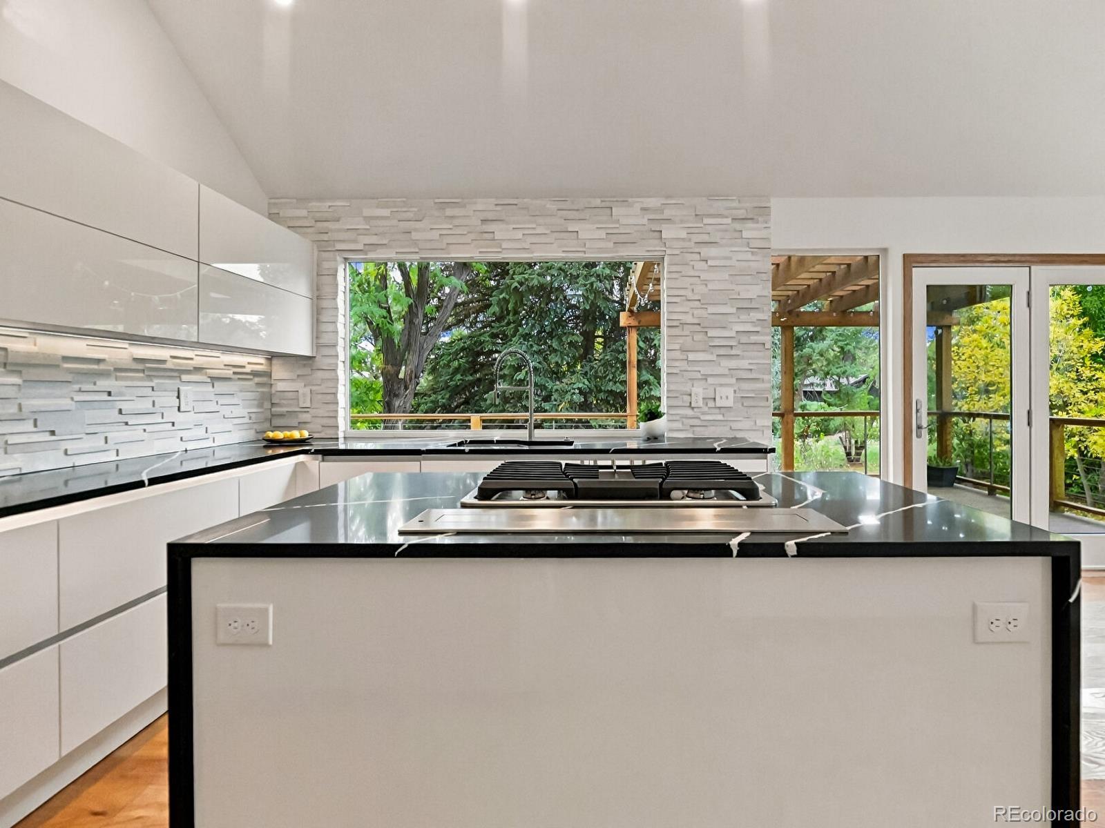 MLS Image #7 for 5483 s chester court,greenwood village, Colorado