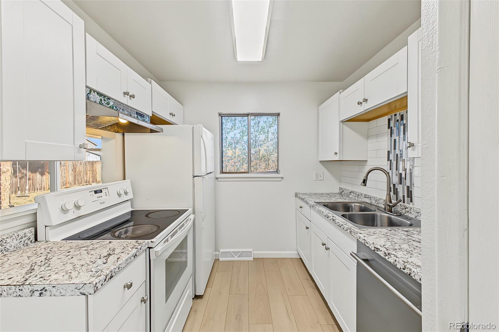 MLS Image #10 for 1463  quivira drive,denver, Colorado