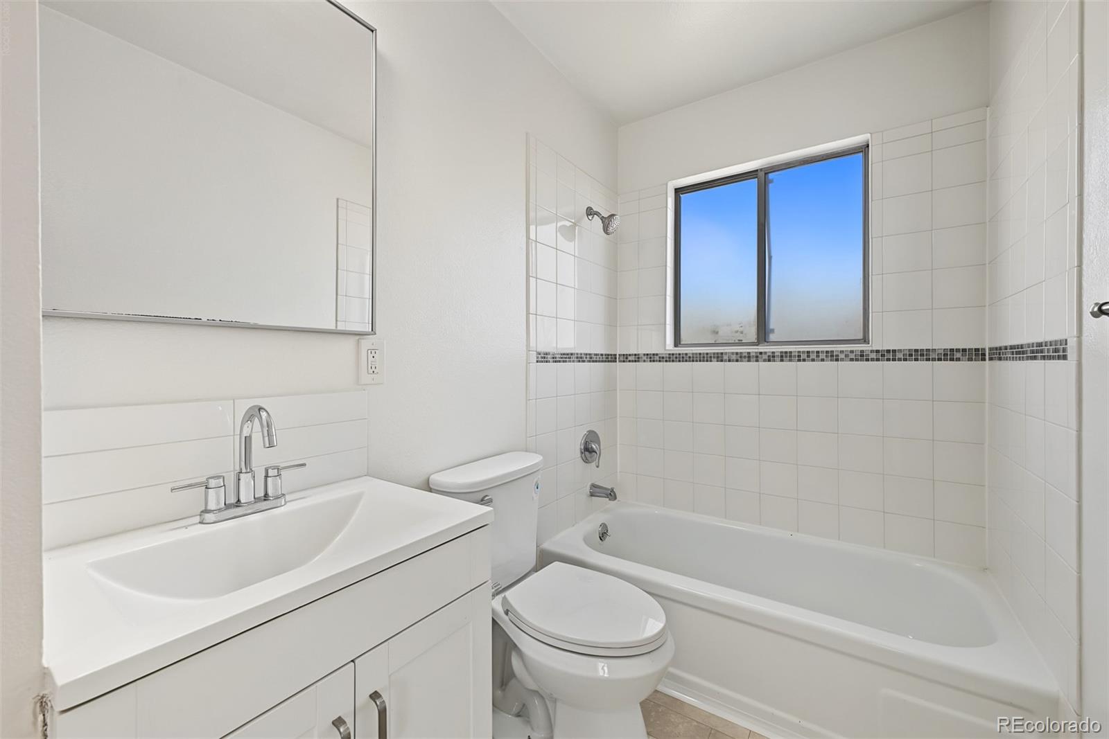 MLS Image #15 for 1463  quivira drive,denver, Colorado