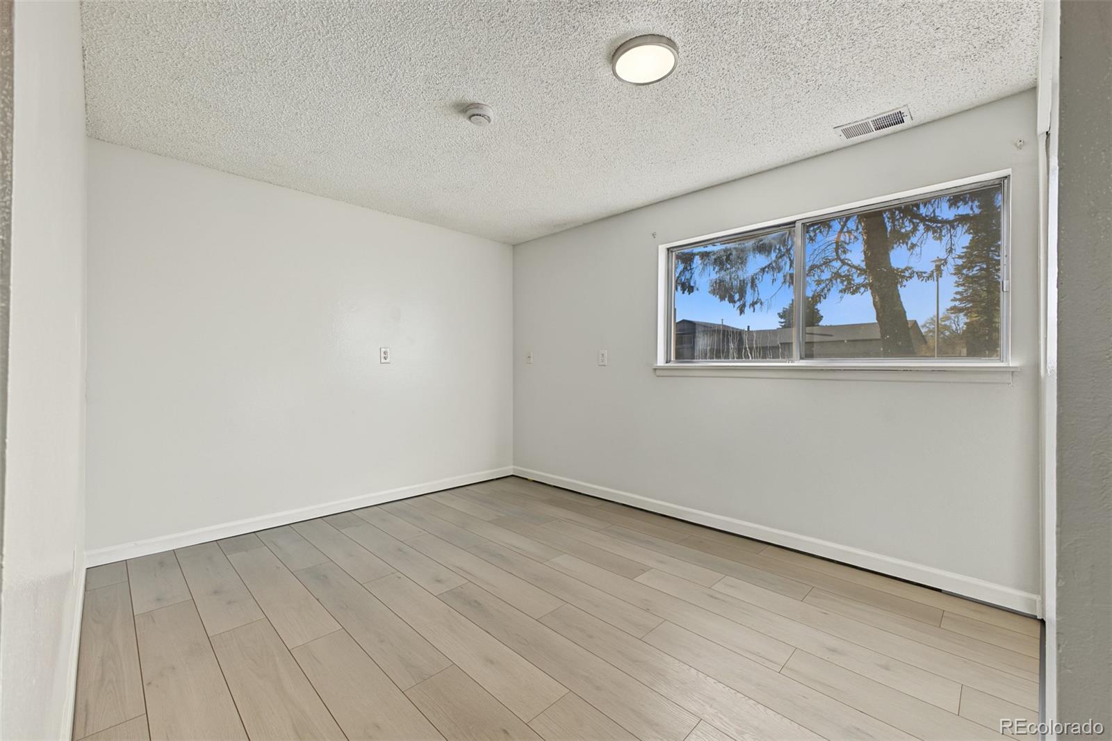 MLS Image #19 for 1463  quivira drive,denver, Colorado