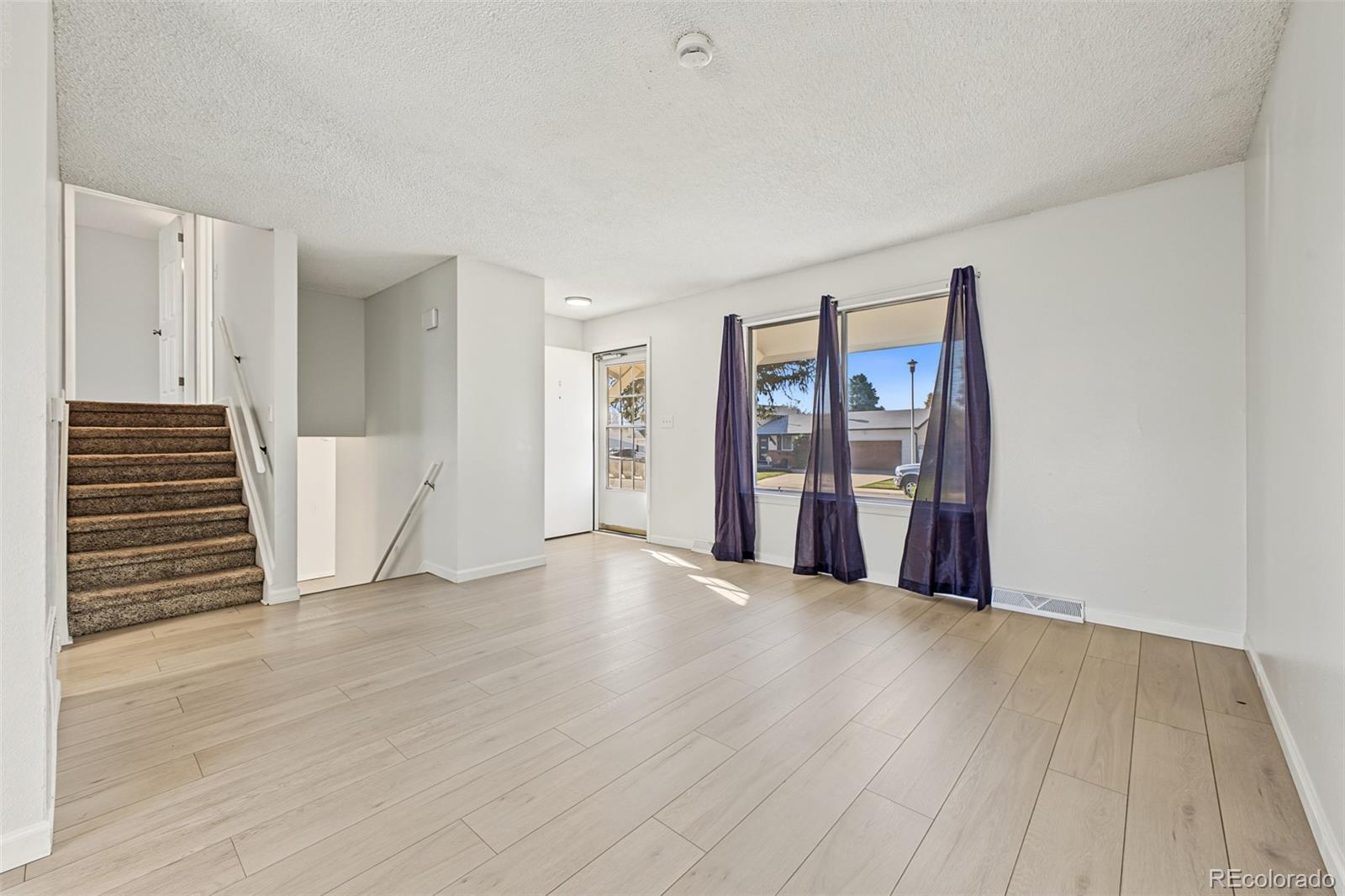 MLS Image #4 for 1463  quivira drive,denver, Colorado