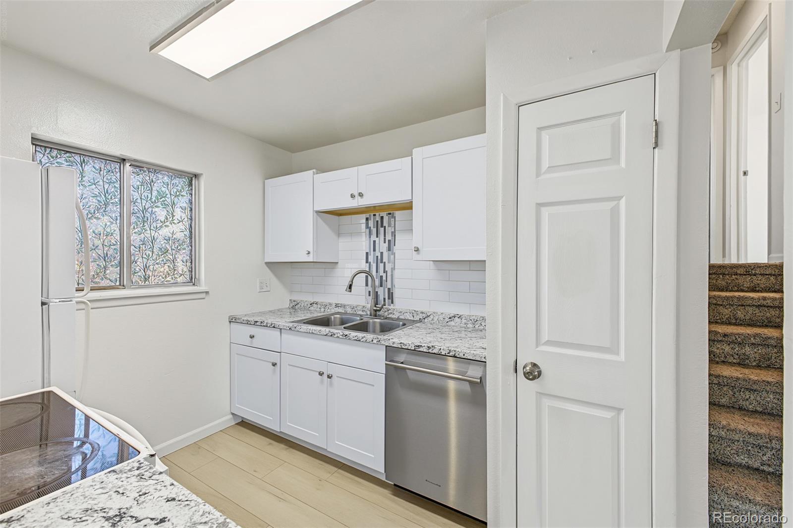 MLS Image #8 for 1463  quivira drive,denver, Colorado