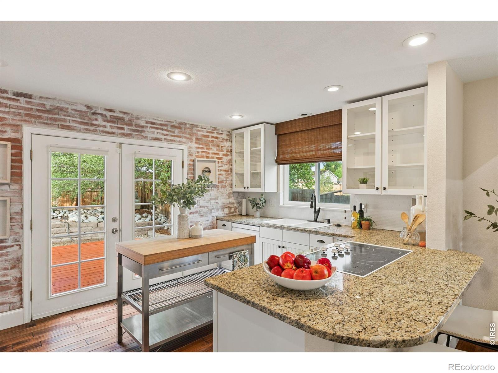 MLS Image #18 for 5847 s oak street,littleton, Colorado