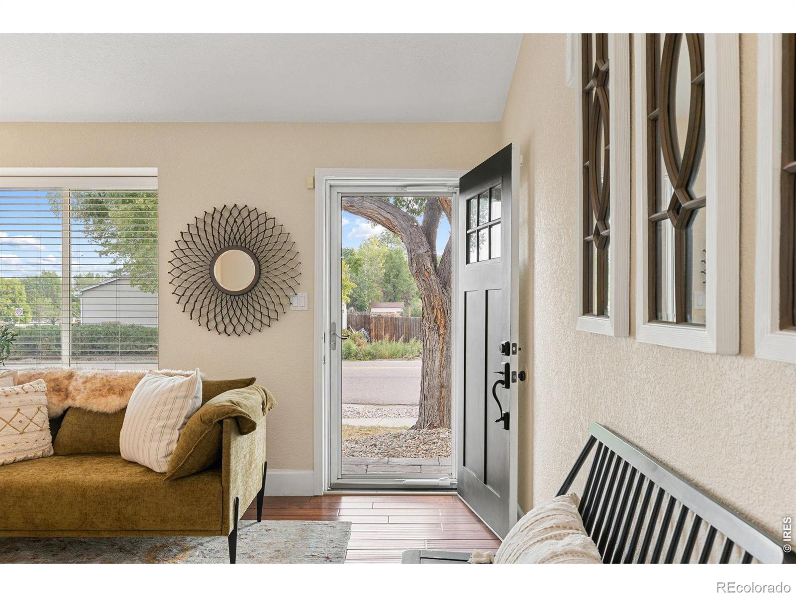 MLS Image #3 for 5847 s oak street,littleton, Colorado