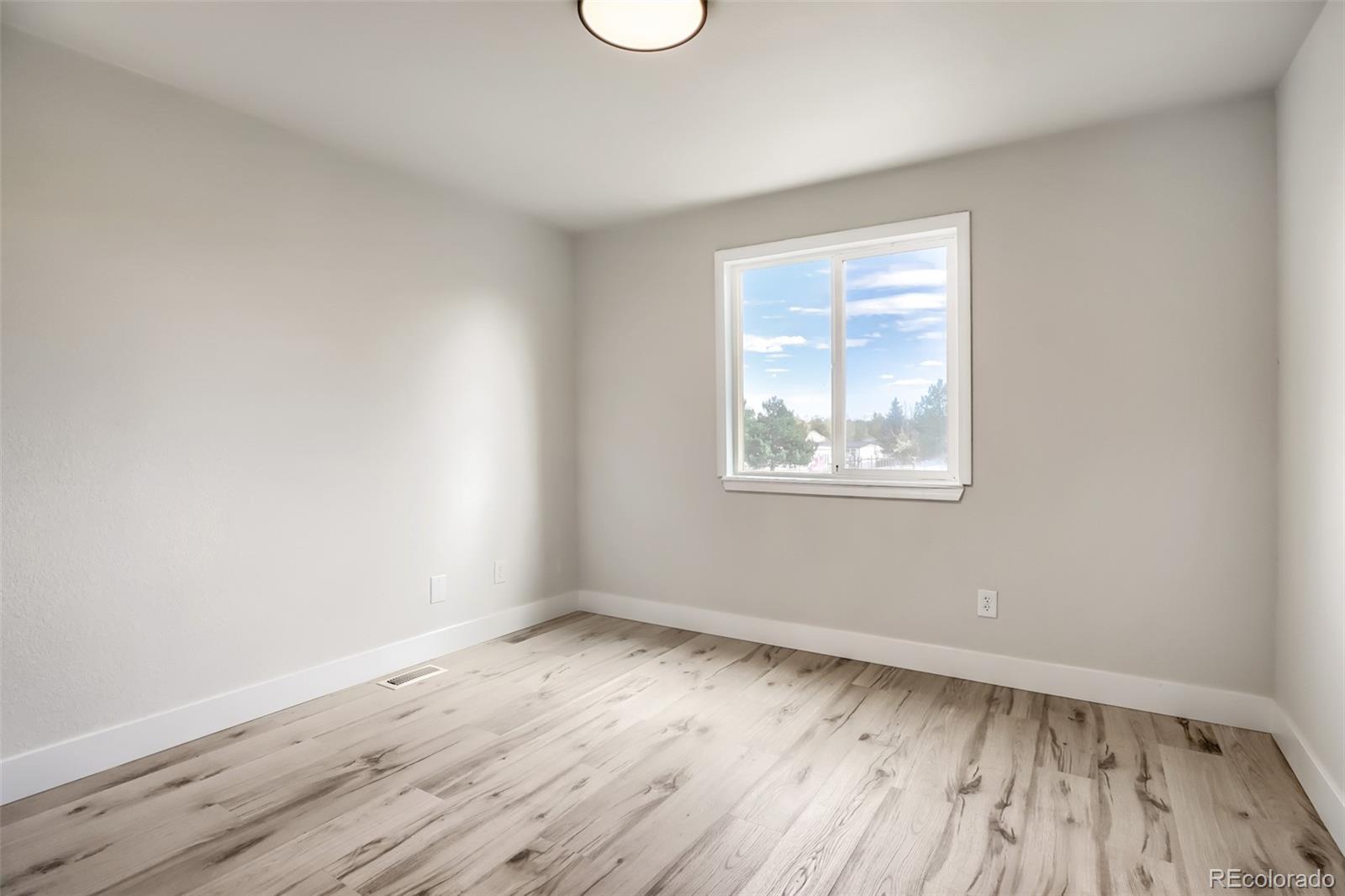 MLS Image #7 for 4918 s sedalia way,aurora, Colorado