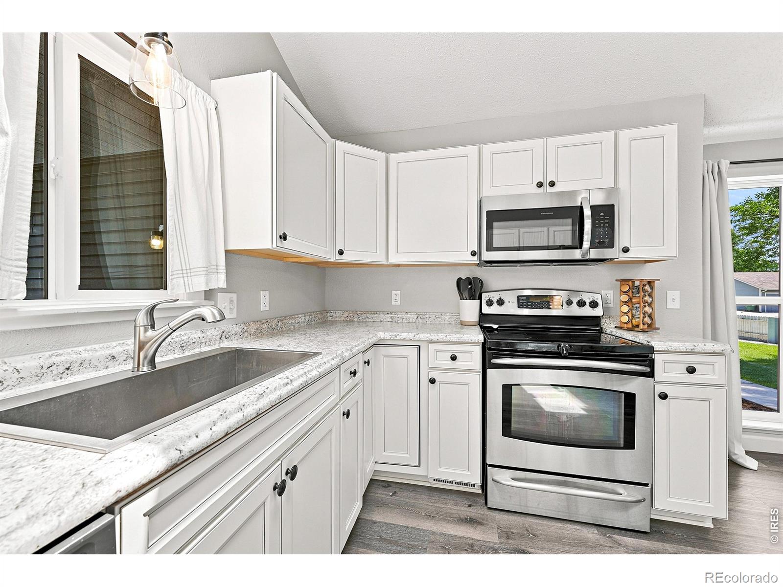 MLS Image #13 for 3403  belmont avenue,evans, Colorado