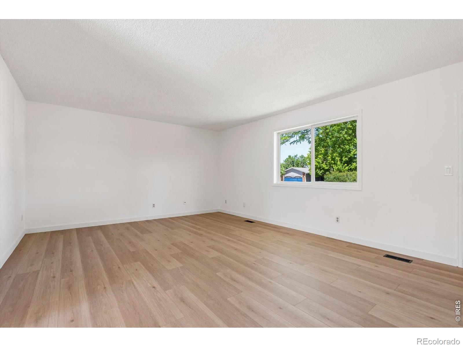 MLS Image #6 for 617 s estrella avenue,loveland, Colorado