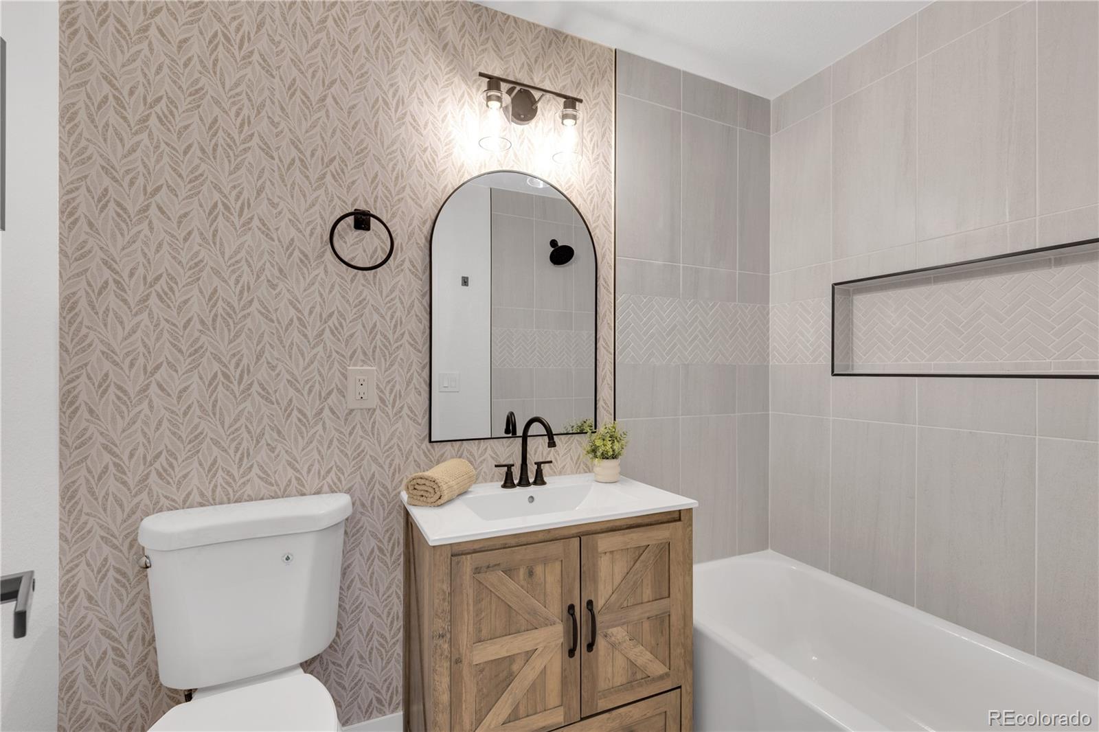 MLS Image #18 for 2907 e weaver avenue,centennial, Colorado