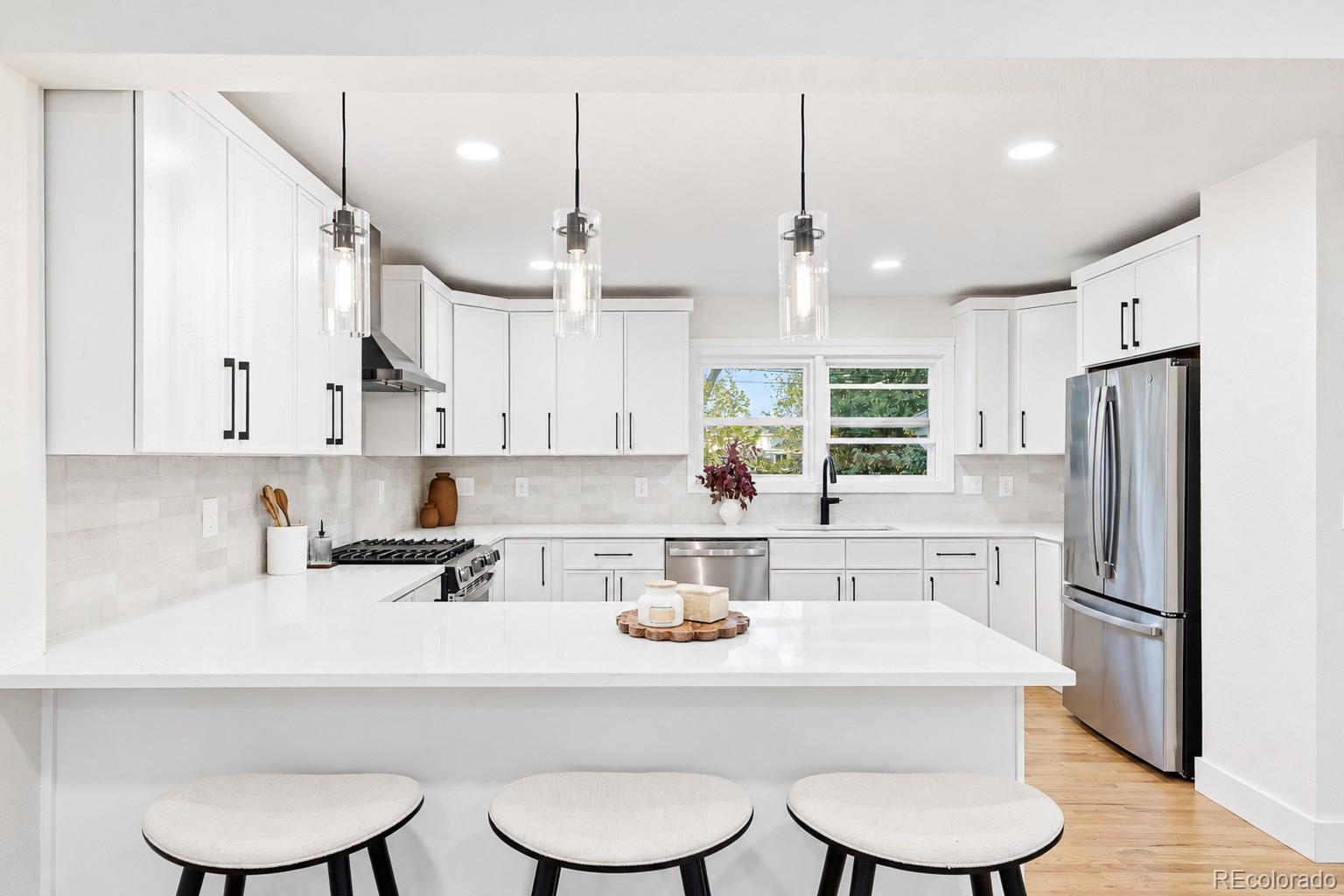 MLS Image #2 for 1375 w hinsdale drive,littleton, Colorado