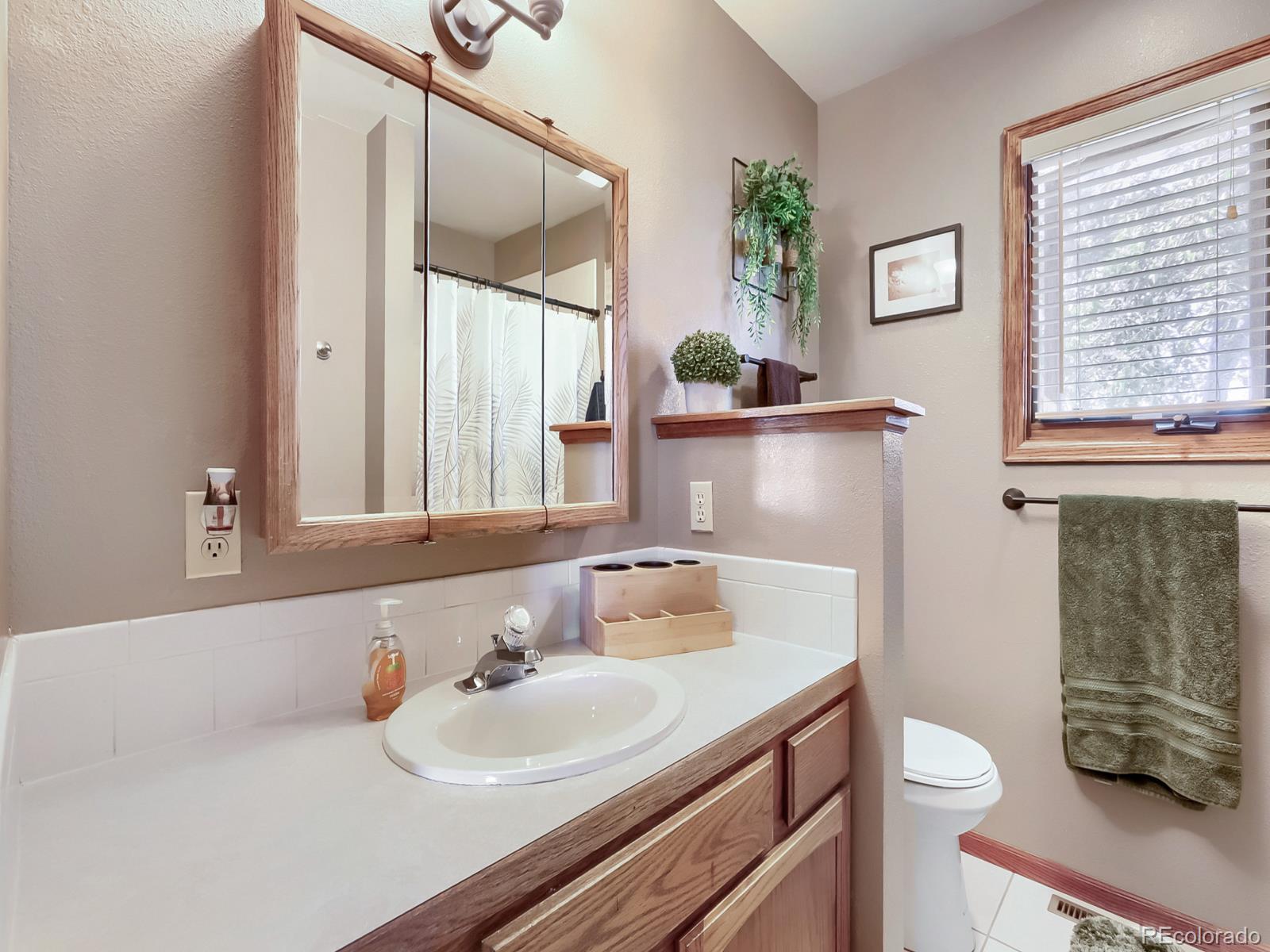 MLS Image #14 for 325 n 45th avenue court,greeley, Colorado