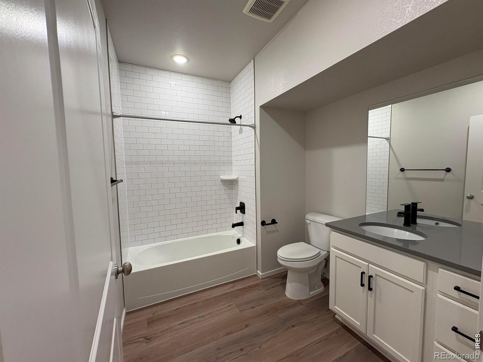 MLS Image #13 for 2296  setting sun drive,windsor, Colorado