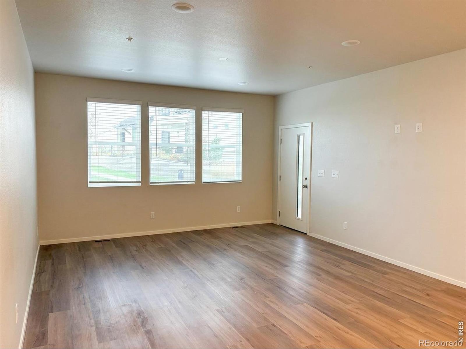 MLS Image #4 for 2296  setting sun drive,windsor, Colorado