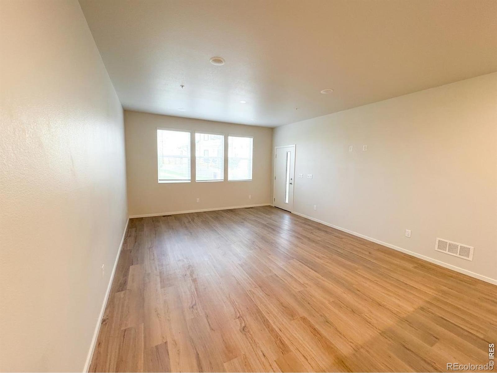 MLS Image #5 for 2296  setting sun drive,windsor, Colorado