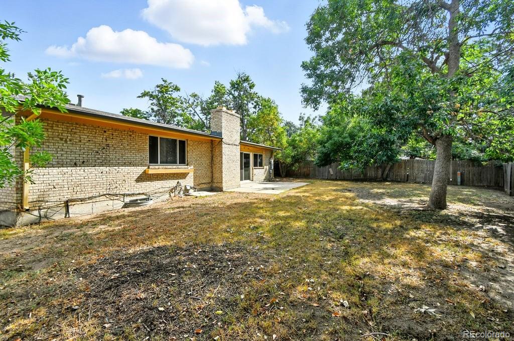 MLS Image #5 for 12300 e 54th avenue drive,denver, Colorado