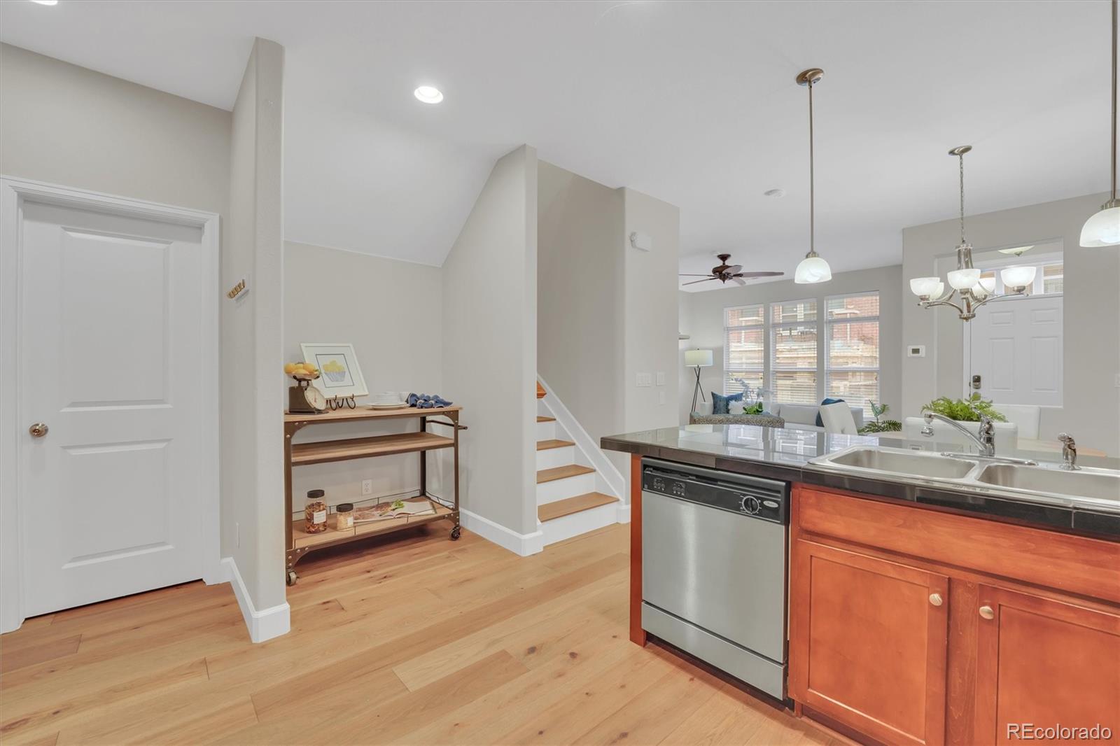MLS Image #10 for 8955 e nichols place,centennial, Colorado